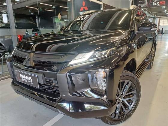 MITSUBISHI L200 TRITON 2.4 16V TURBO DIESEL SPORT HPE-S CD 4P 4X4 AUTOMÁTICO MITSUBISHI L200 TRITON 2.4 16V TURBO DIESEL SPORT HPE-S CD 4P 4X4 AUTOMÁTICO